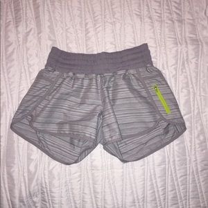 Lululemon tracker shorts
